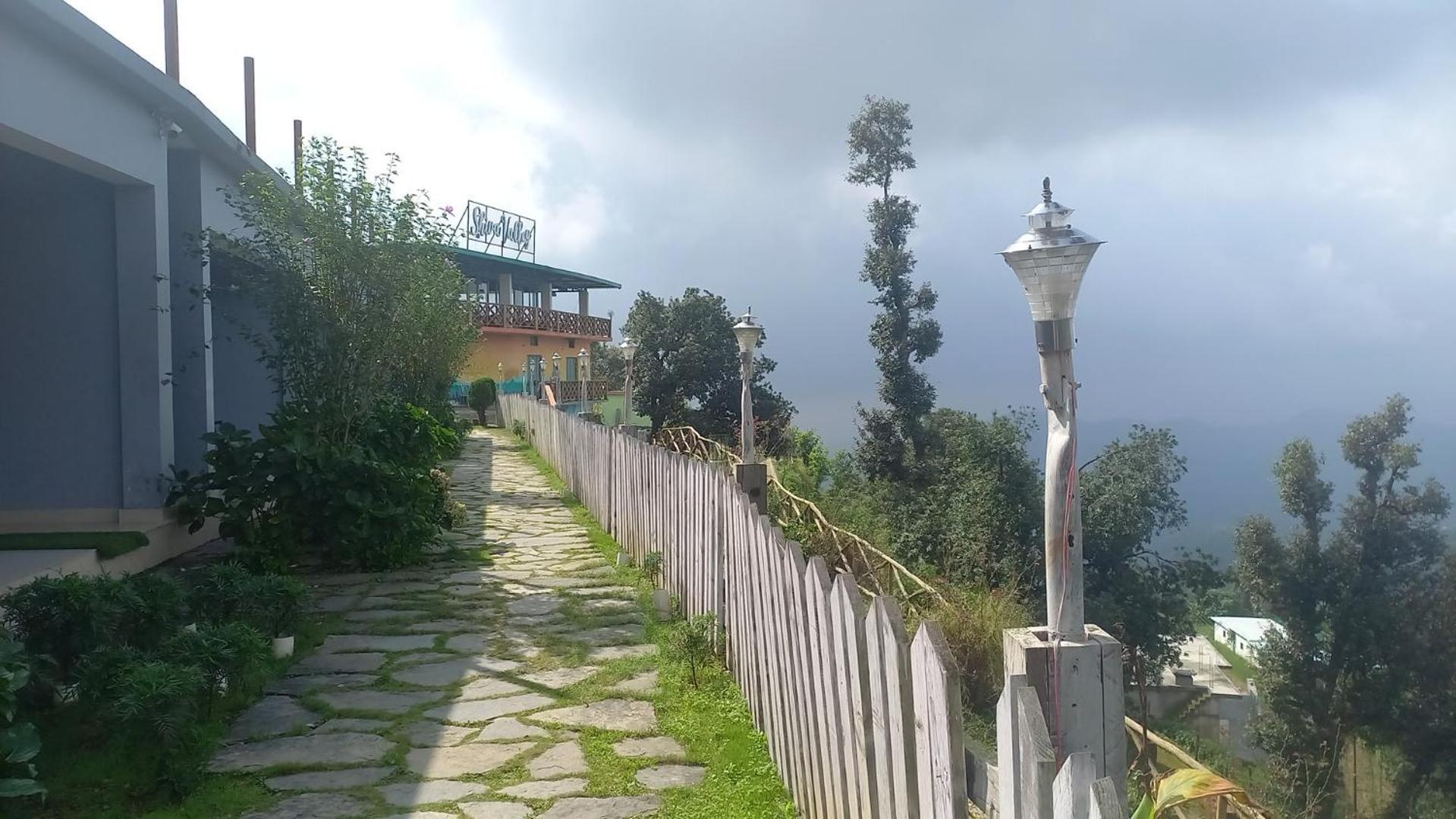 Shiva Valley Resort Kokhliyal Gaon Ngoại thất bức ảnh